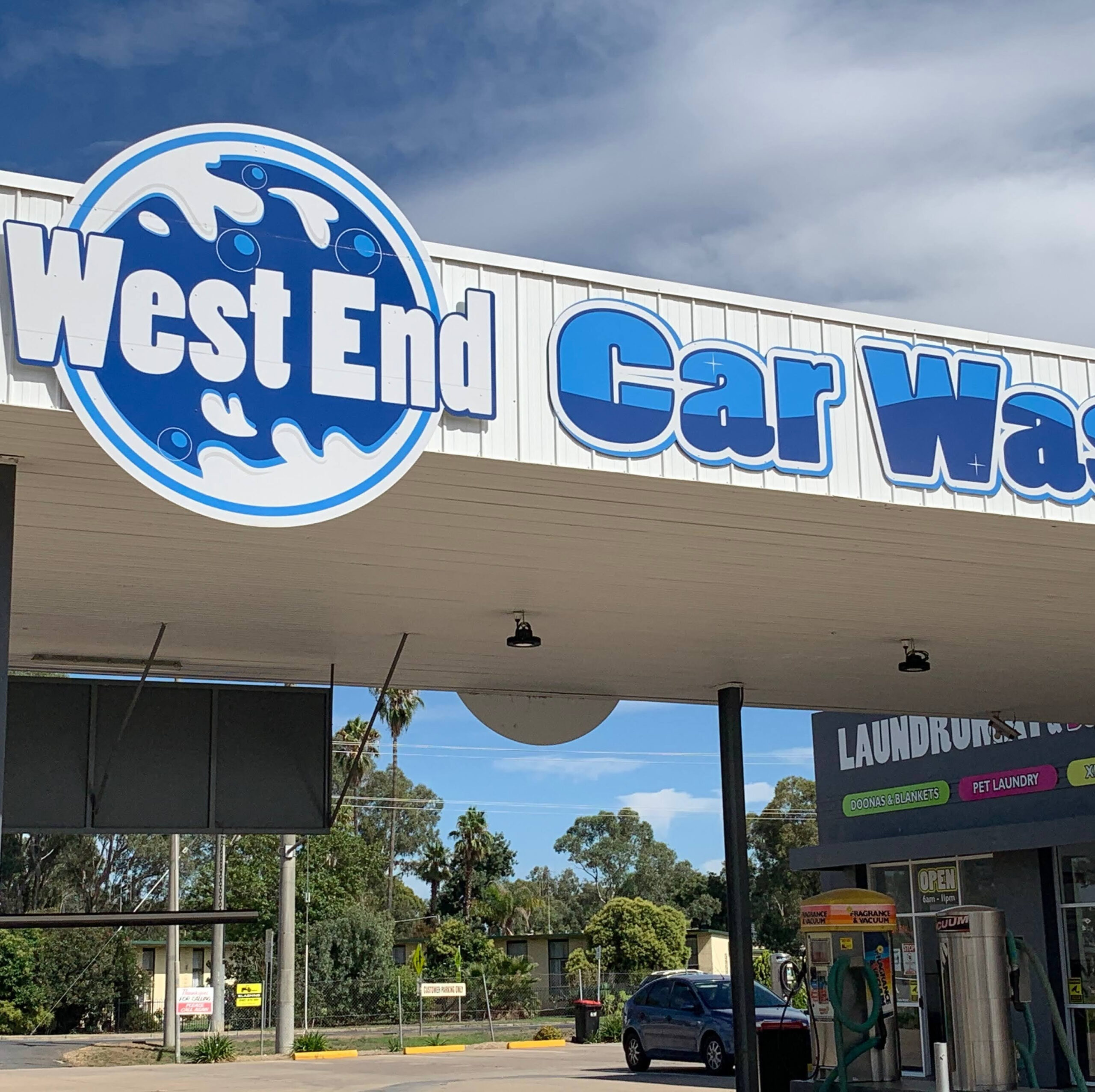 West End Car Wash & Laundromat